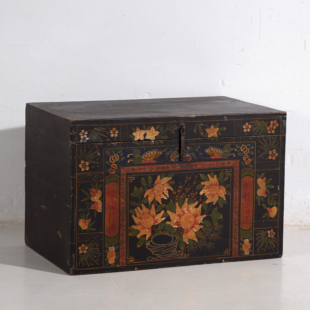 Original Illustrated Chinese Opera Trunk (China, c.1900) #11
