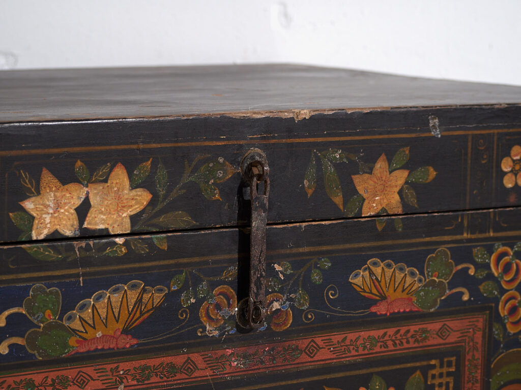 Original Illustrated Chinese Opera Trunk (China, c.1900) #11