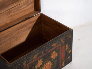 Original Illustrated Chinese Opera Trunk (China, c.1900) #11