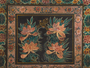 Baúl antiguo con un par de urracas ilustradas (China, c.1900) #29