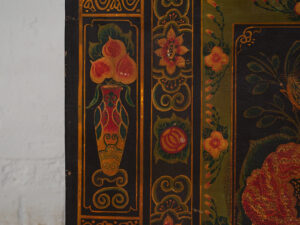 Baúl de madera antiguo con ilustraciones de peonías (China, c.1900) #5