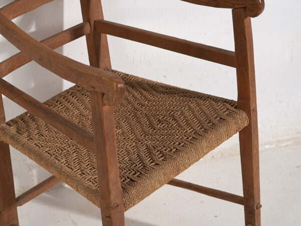 Butacas antiguas de madera de roble (c.1900). Conjunto de 2 piezas