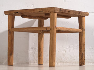 Mesita de madera maciza antigua (c.1870)