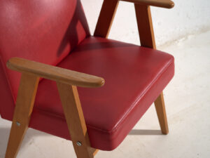 Sillones de estilo vintage color rojo (c.1960). Conjunto de 2 piezas