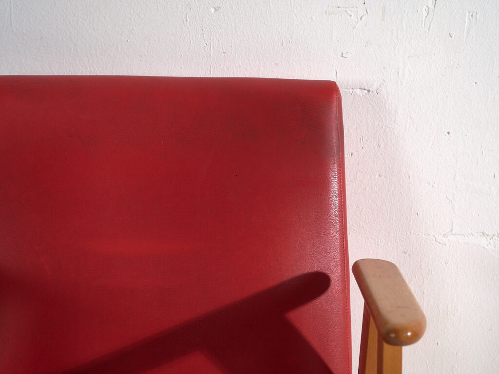 Sillones de estilo vintage color rojo (c.1960). Conjunto de 2 piezas