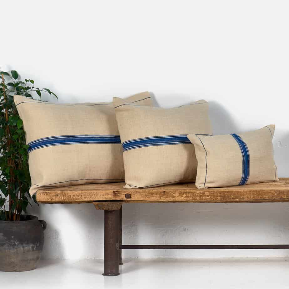 Cojín de lino antiguo de rayas azules