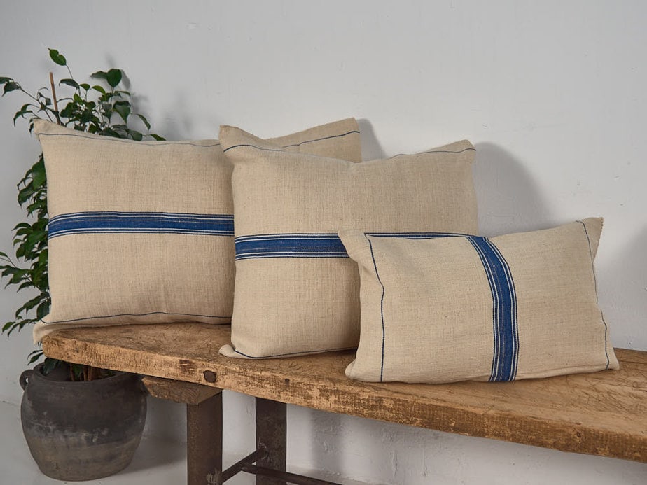 Cojín de lino antiguo de rayas azules