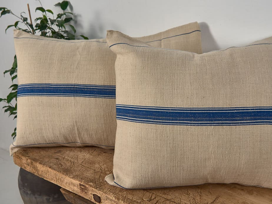 Cojín de lino antiguo de rayas azules