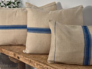 Cojín de lino antiguo de rayas azules