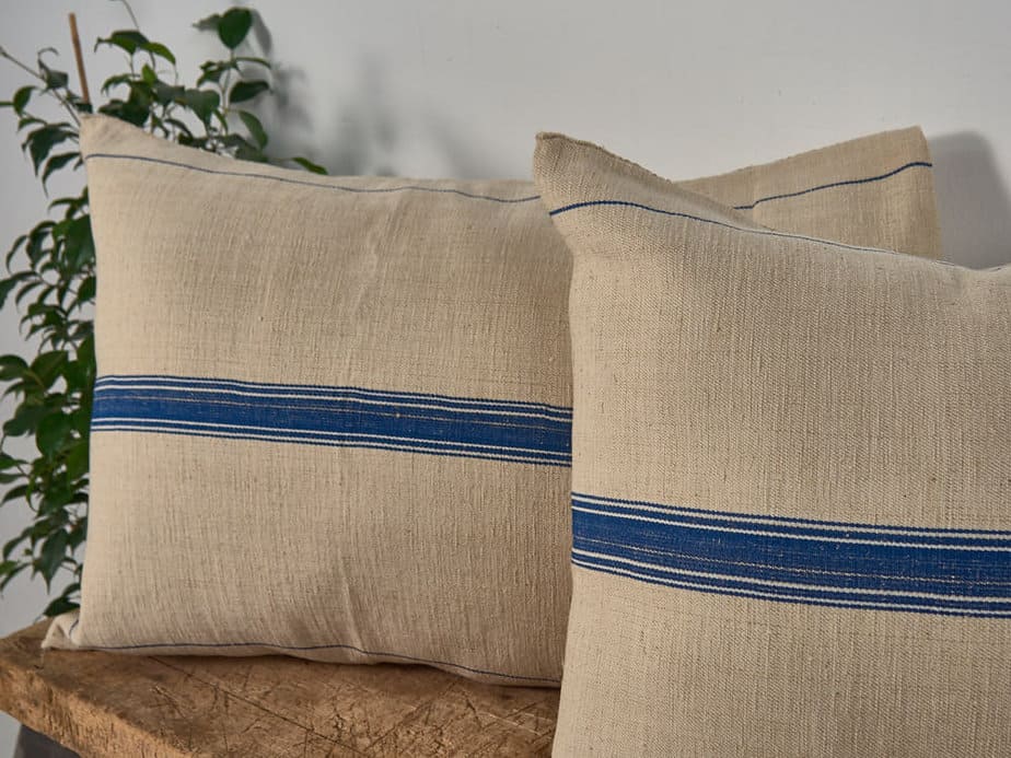 Cojín de lino antiguo de rayas azules
