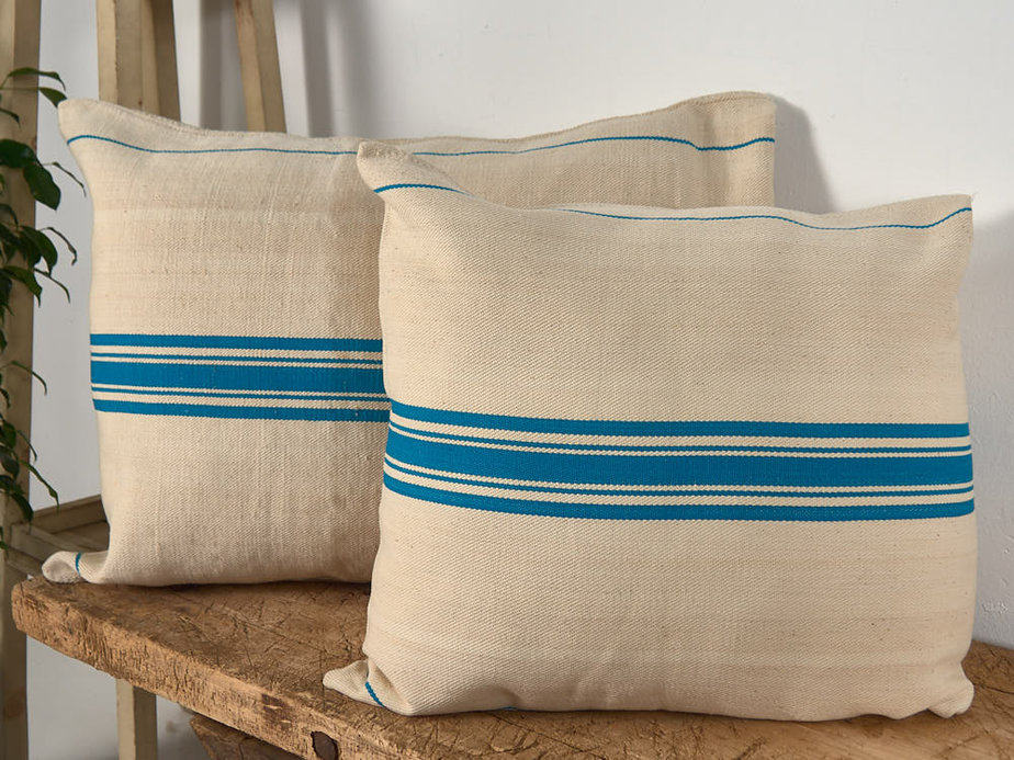 Cojín de lino antiguo de rayas azul turquesa