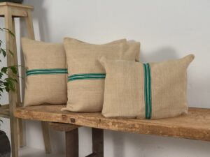 Cojín de lino antiguo de rayas verdes