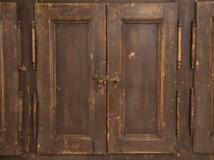 Antique kitchen island with doors on both sides (c.1850)