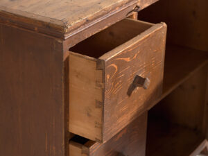 Cómoda grande antigua (c.1920)