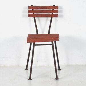 Conjunto de sillas para jardín antiguas de color rojo (c.1920). Conjunto de 4 piezas