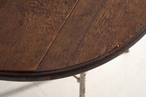 Mesa redonda antigua exterior de metal (Francia, c.1900)