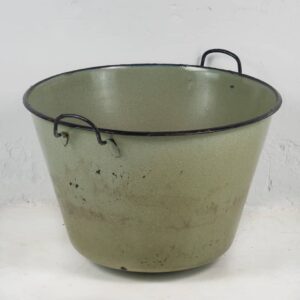 Caldero de hierro antiguo de color verde (c.1950)
