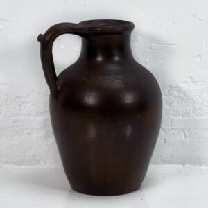 Jarrón decorativo antiguo de cerámica (c.1900)