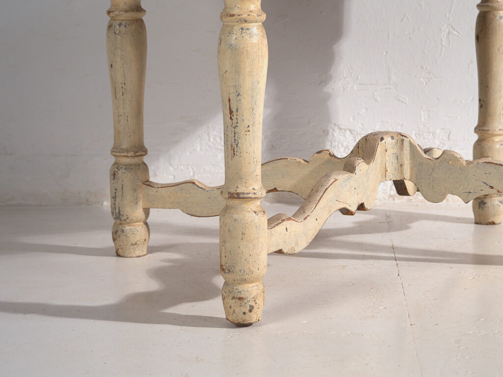 Mesa antigua blanca de madera maciza (Francia, c.1900)