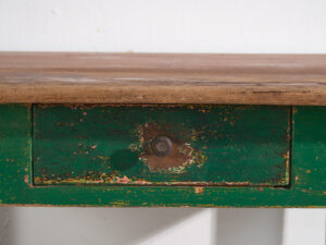 Mesa antigua verde de madera maciza de pino (c.1920)