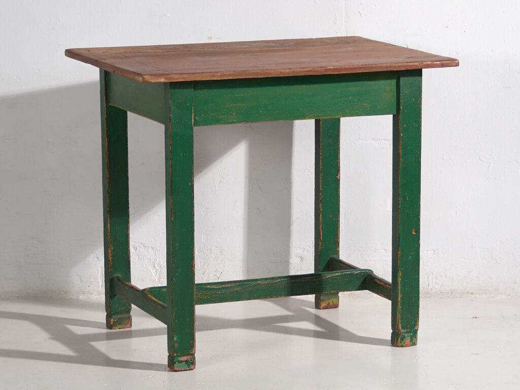 Mesa antigua verde de madera maciza de pino (c.1920)