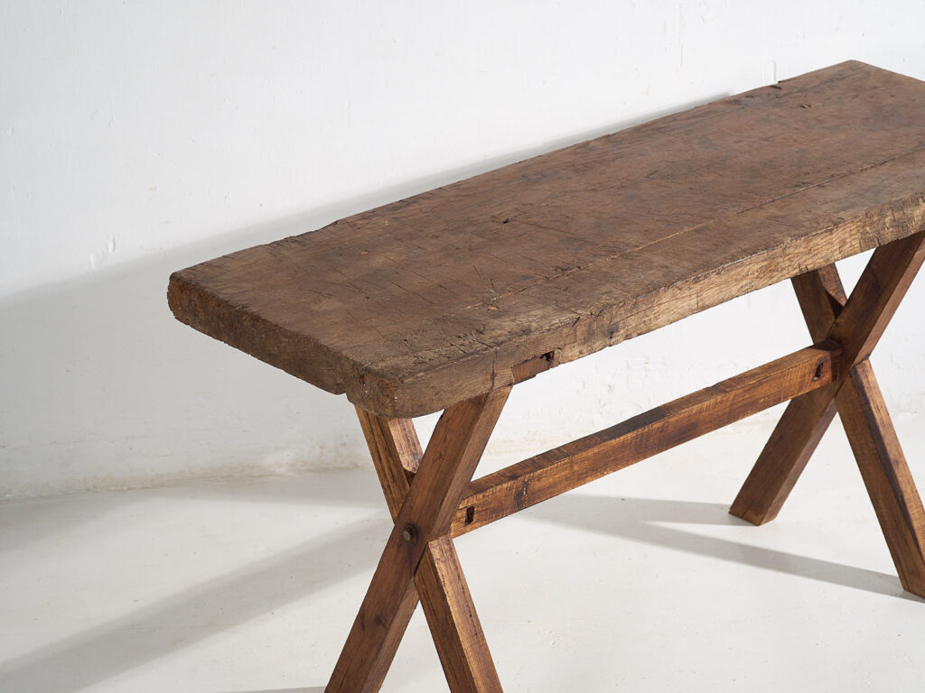 Mesa rústica antigua de madera maciza (c.1900)