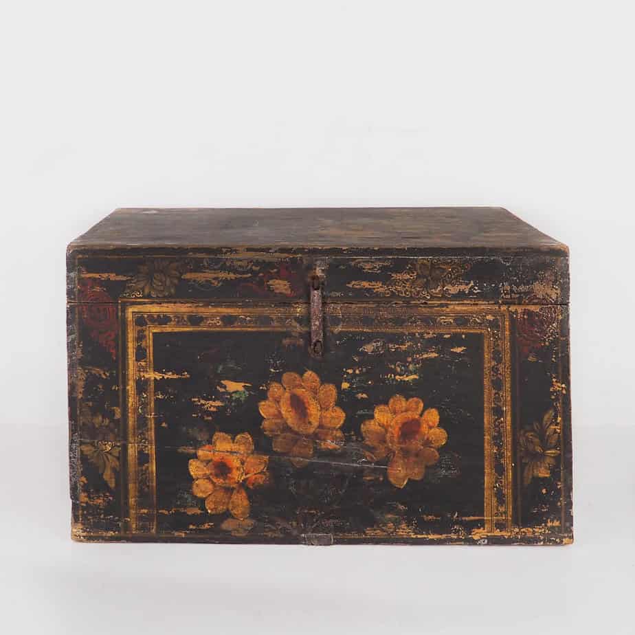 Chinese wooden chest with floral illustrations (China, c.1900) #3