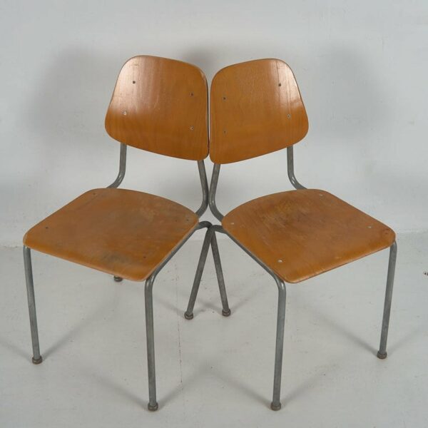 Chaises industrielles vintage (c.1950). Ensemble de 4 pièces
