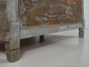 Malle de rangement ancien en bois massif (vers 1890)