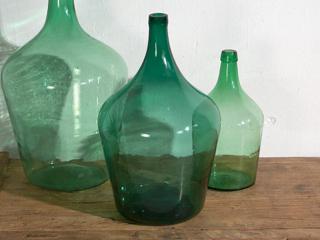 Antiguas damajuanas de color verde (c.1920). Conjunto de 3 piezas #6