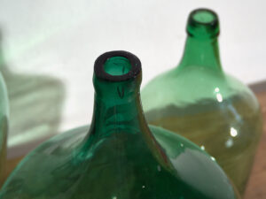 Antiguas damajuanas de color verde (c.1920). Conjunto de 3 piezas #6