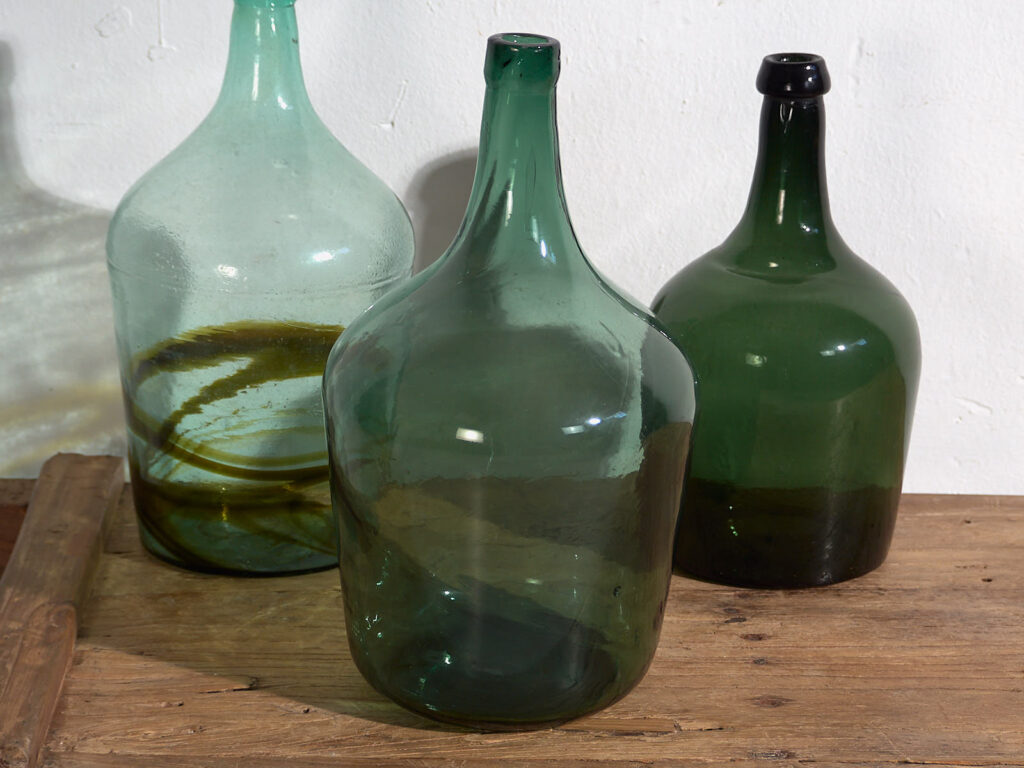 Conjunto de damajuanas antiguas (c.1920). Conjunto de 3 piezas #10
