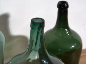 Conjunto de damajuanas antiguas (c.1920). Conjunto de 3 piezas #10