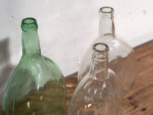 Antiguos floreros de vidrio (c.1920). Conjunto de 3 piezas #12