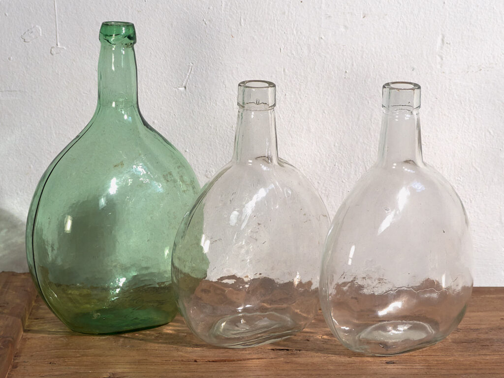 Antiguos floreros de vidrio (c.1920). Conjunto de 3 piezas #12