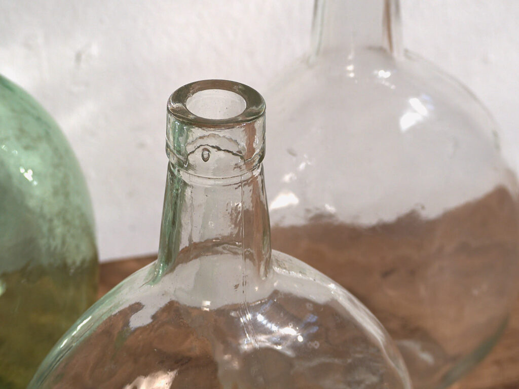 Antiguos floreros de vidrio (c.1920). Conjunto de 3 piezas #12