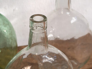 Antiguos floreros de vidrio (c.1920). Conjunto de 3 piezas #12