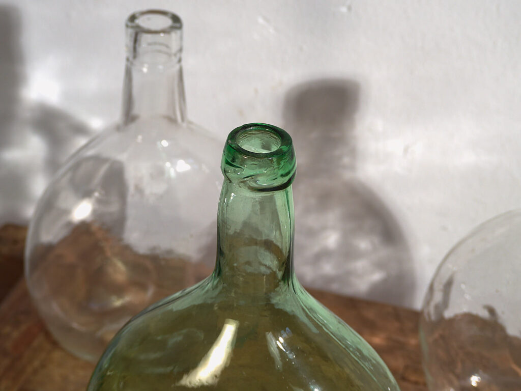 Antiguos floreros de vidrio (c.1920). Conjunto de 3 piezas #12