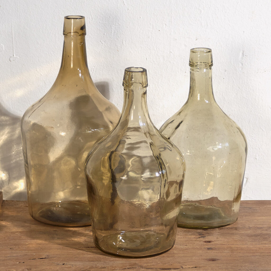 Antiguas damajuanas de color marrón (c.1920). Conjunto de 3 piezas #13