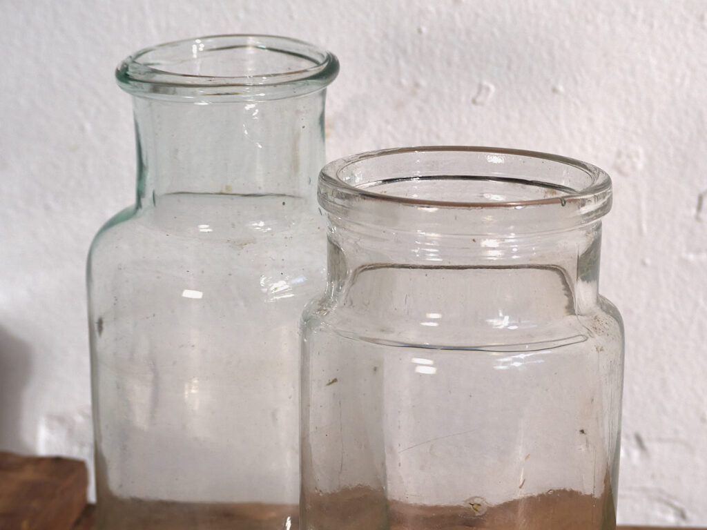 Pequeños frascos antiguos (c.1920). Conjunto de 2 piezas #17