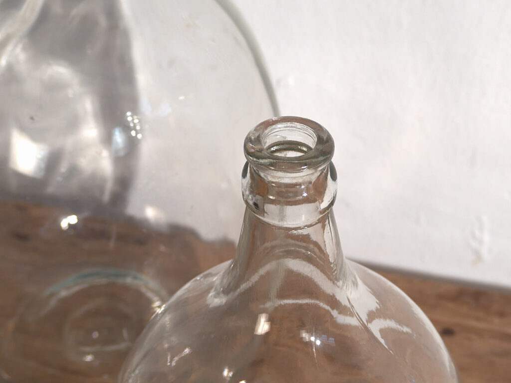 Antiguas damajuanas de vidrio (c.1920). Conjunto de 2 piezas #22