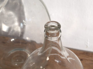 Antiguas damajuanas de vidrio (c.1920). Conjunto de 2 piezas #22