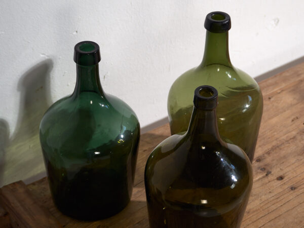 Damajuanas verdes antiguas (c.1920). Conjunto de 3 piezas #23