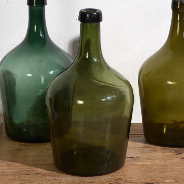 Damajuanas verdes antiguas (c.1920). Conjunto de 3 piezas #23