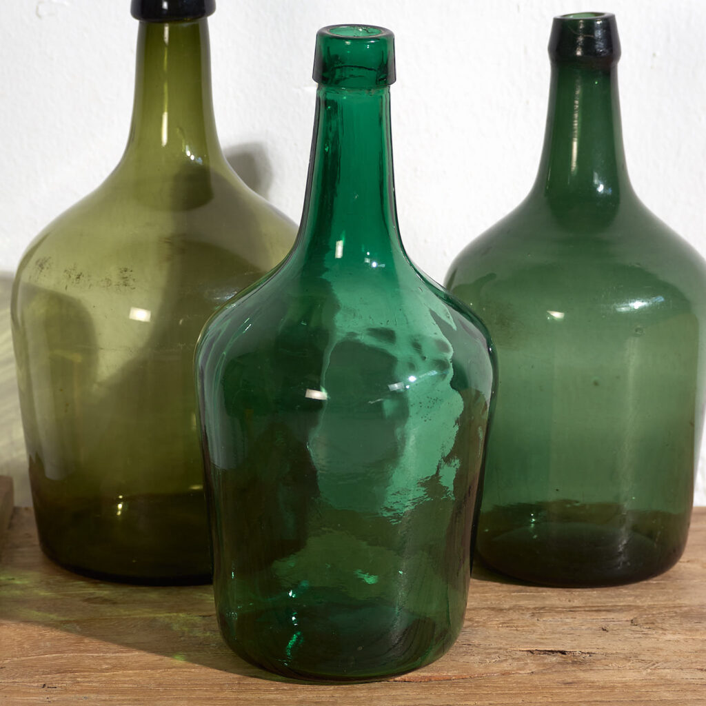 Antiguas damajuanas de color verde (c.1920). Conjunto de 3 piezas #24