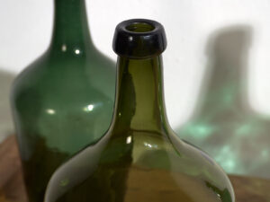 Antiguas damajuanas de color verde (c.1920). Conjunto de 3 piezas #24