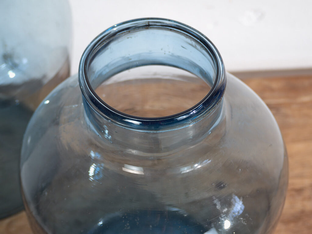 Frascos azules antiguos (c.1920). Conjunto de 2 piezas #31