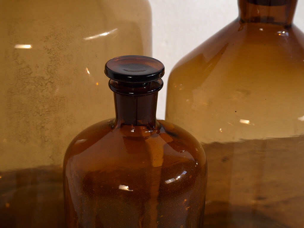 Antiguas botellas de farmacia (c.1920). Conjunto de 3 piezas #32