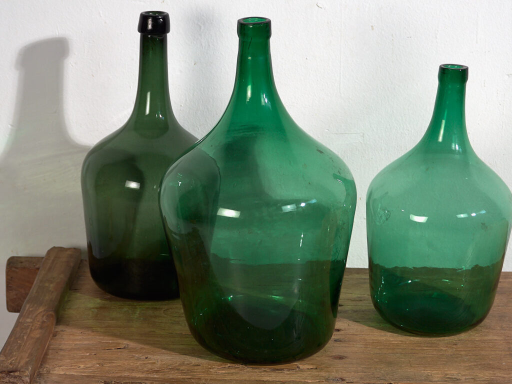 Damajuanas antiguas de color verde (c.1920). Conjunto de 3 piezas #44