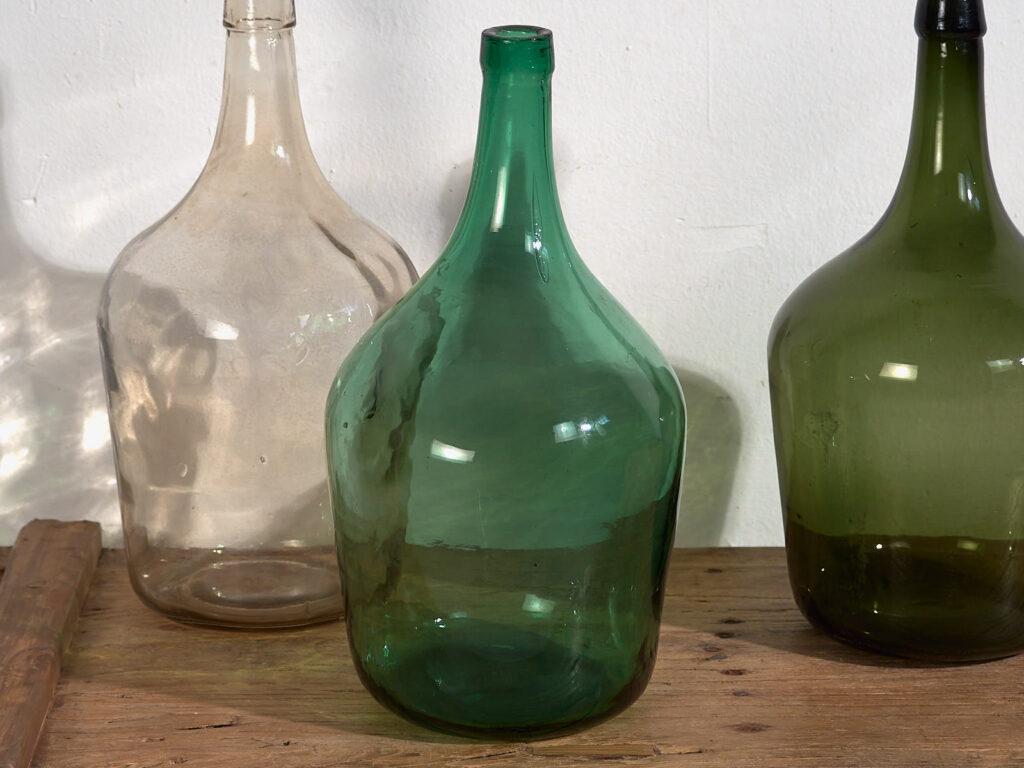 Antiguas damajuanas de colores (c.1920). Conjunto de 3 piezas #45